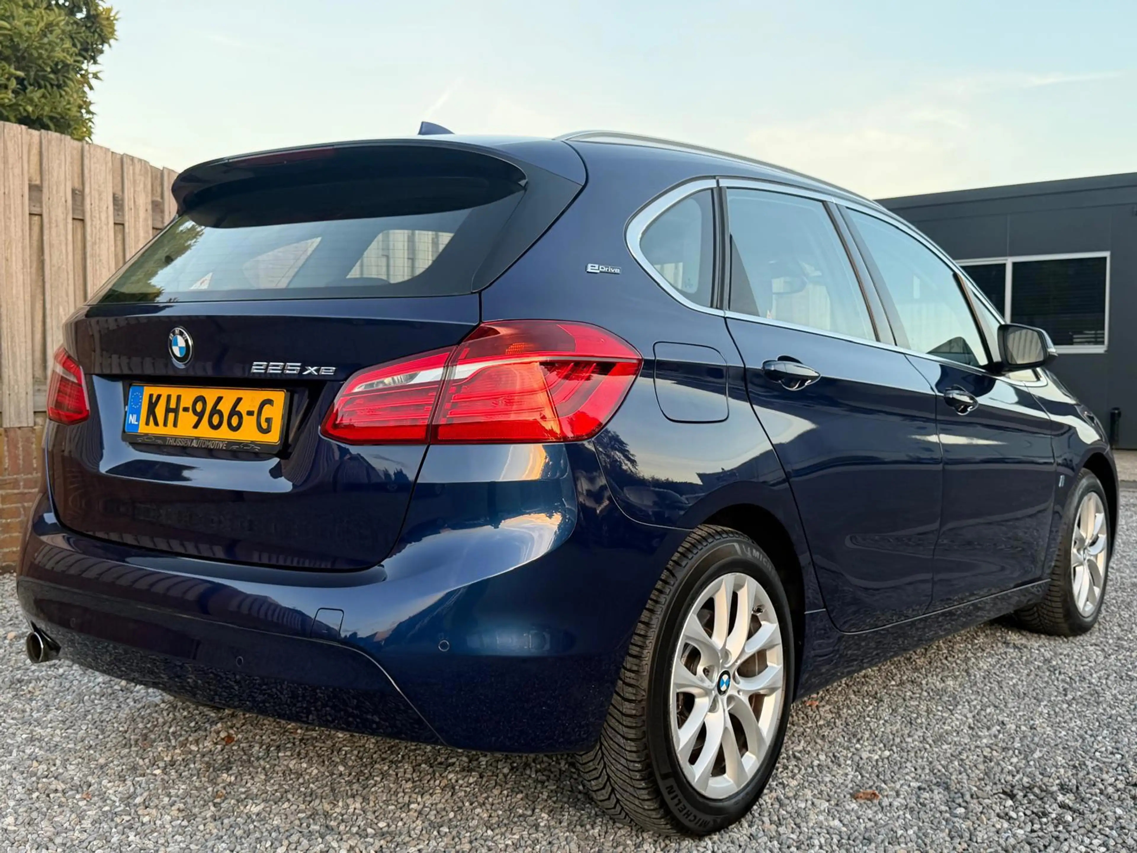 BMW 225 2-serie Active Tourer 225xe PHEV iPerformance Cent — photo 8