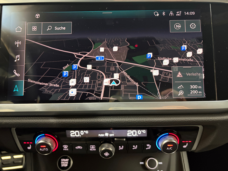 Audi Q3 40 TDI quattro S line Navi Standh L — photo 7