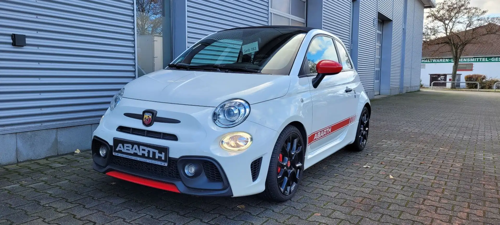 Abarth 595C Competizione 1.4 T-Jet 132 KW (180PS) Weiß - 2