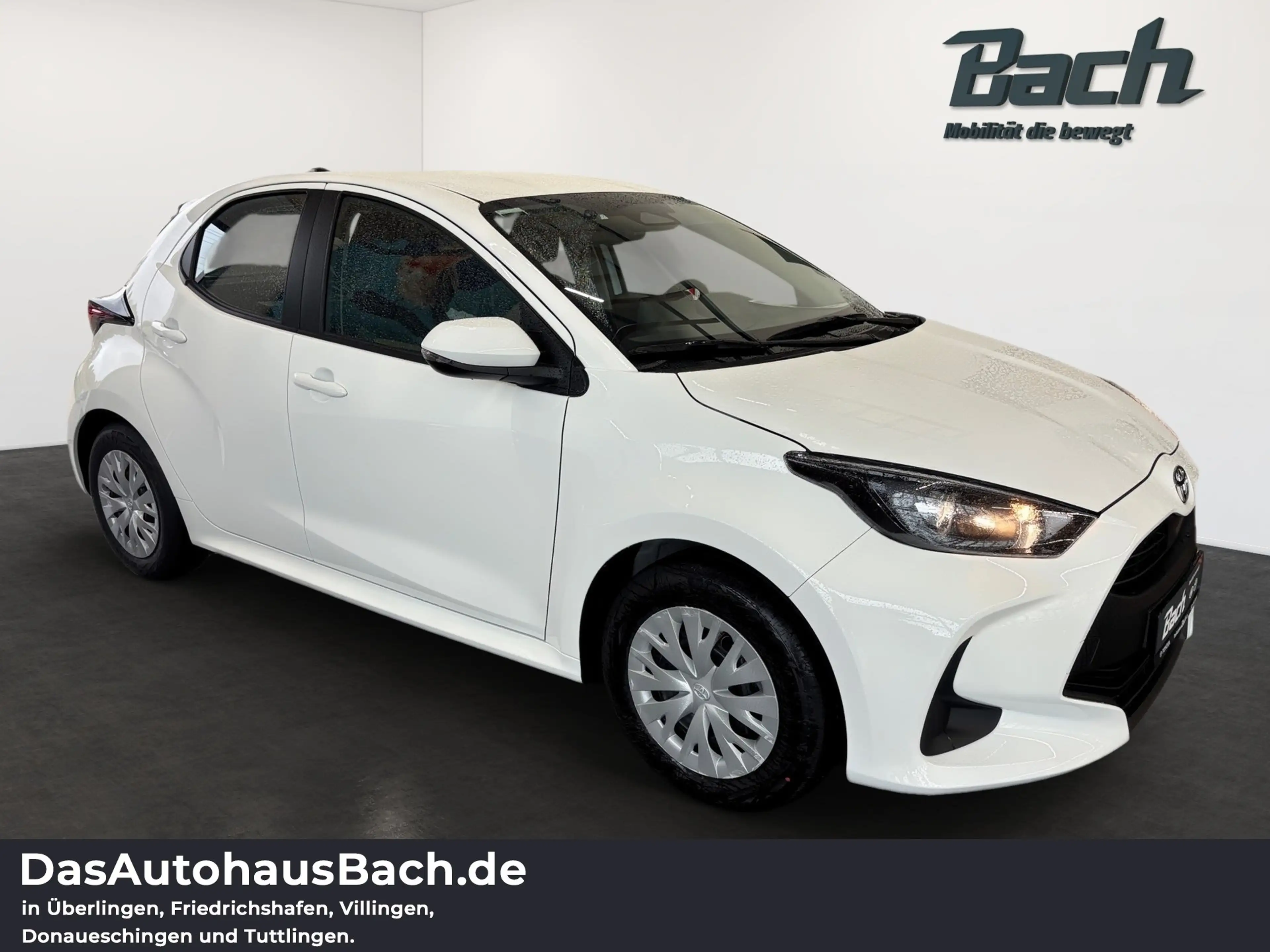 Toyota Yaris - 1.5 l Hybrid  Business AUT — photo 2