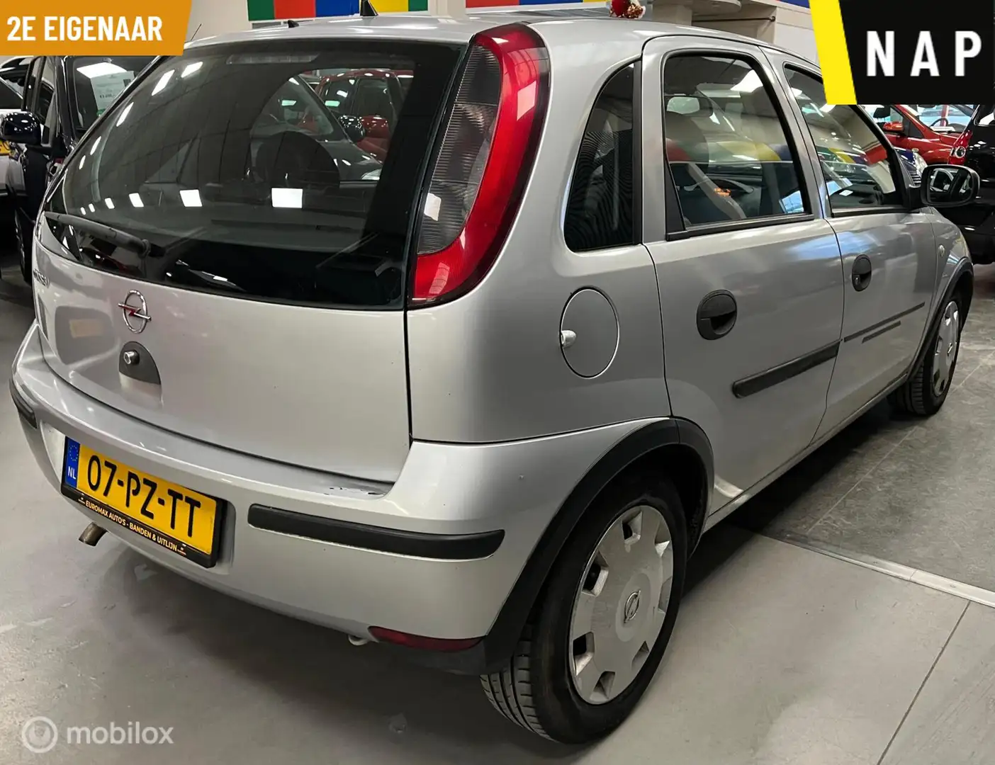 Opel Corsa 1.0-12V Essentia - NAP – 2e eigenaar Grau - 2