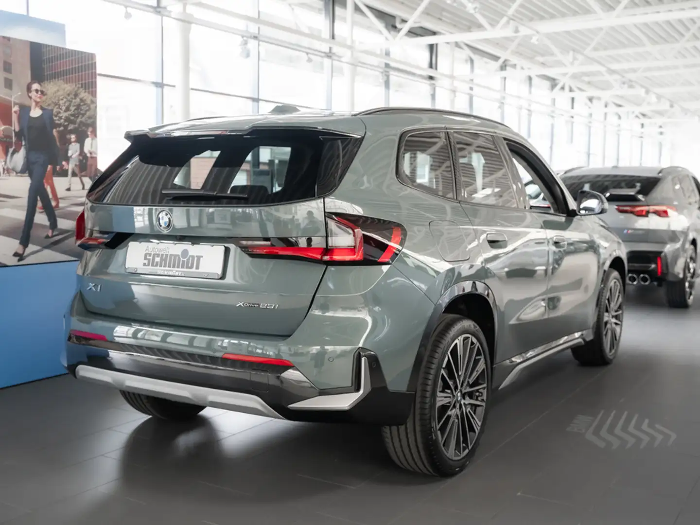 BMW X1 xDrive23i xLine UPE 69.710 EUR Grün - 2