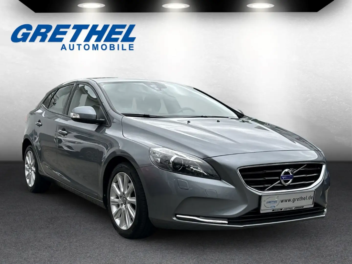 Volvo V40 You! D2 Navi Soundsystem Bi-Xenon Dyn. Kurvenlicht Gris - 1