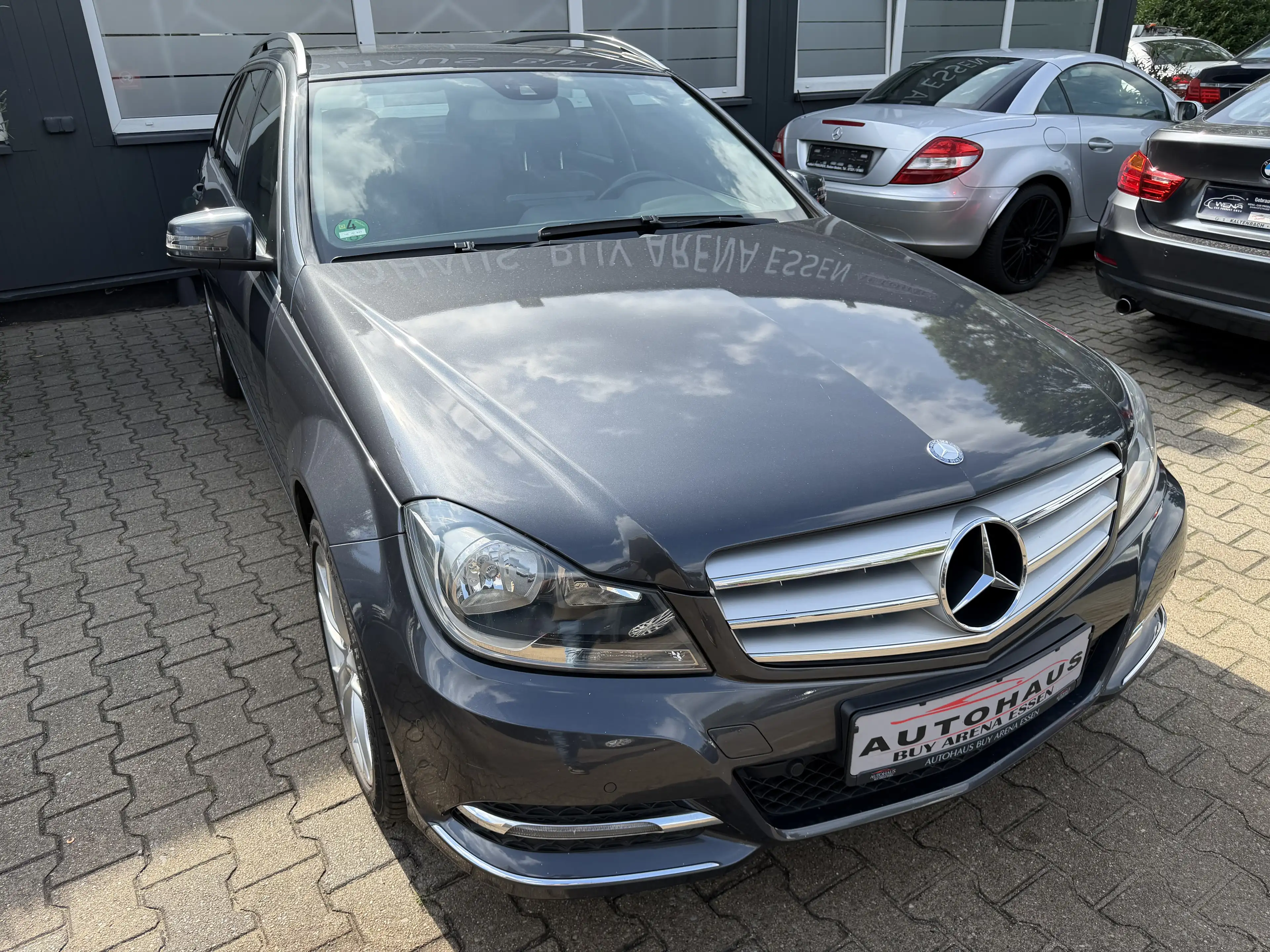 Mercedes-Benz C 180 CGI T Avatgarde BlueEfficiency 7G-TRONIC 2.H AHK Facelift — photo 13