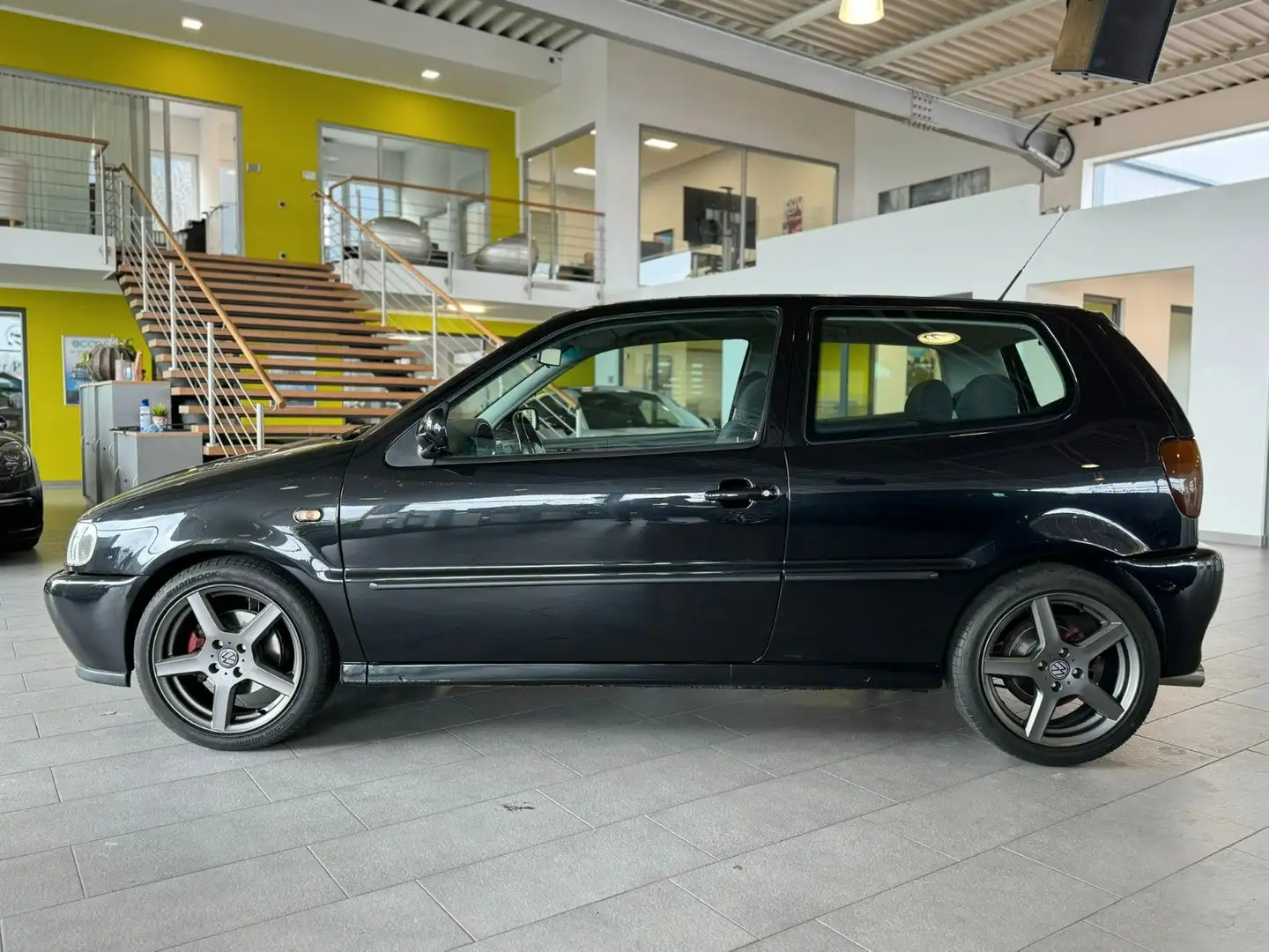 Volkswagen Polo 1.6 GTI, Sondermodell, Klima, Fahrwerk Schwarz - 2