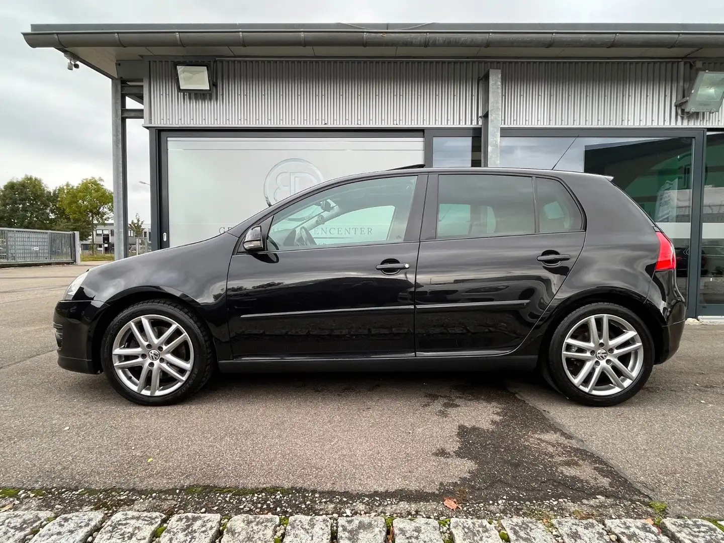 Volkswagen Golf V Lim. GT Sport*1 Hand*Euro4*Klima*SHZ*LM* Noir - 2