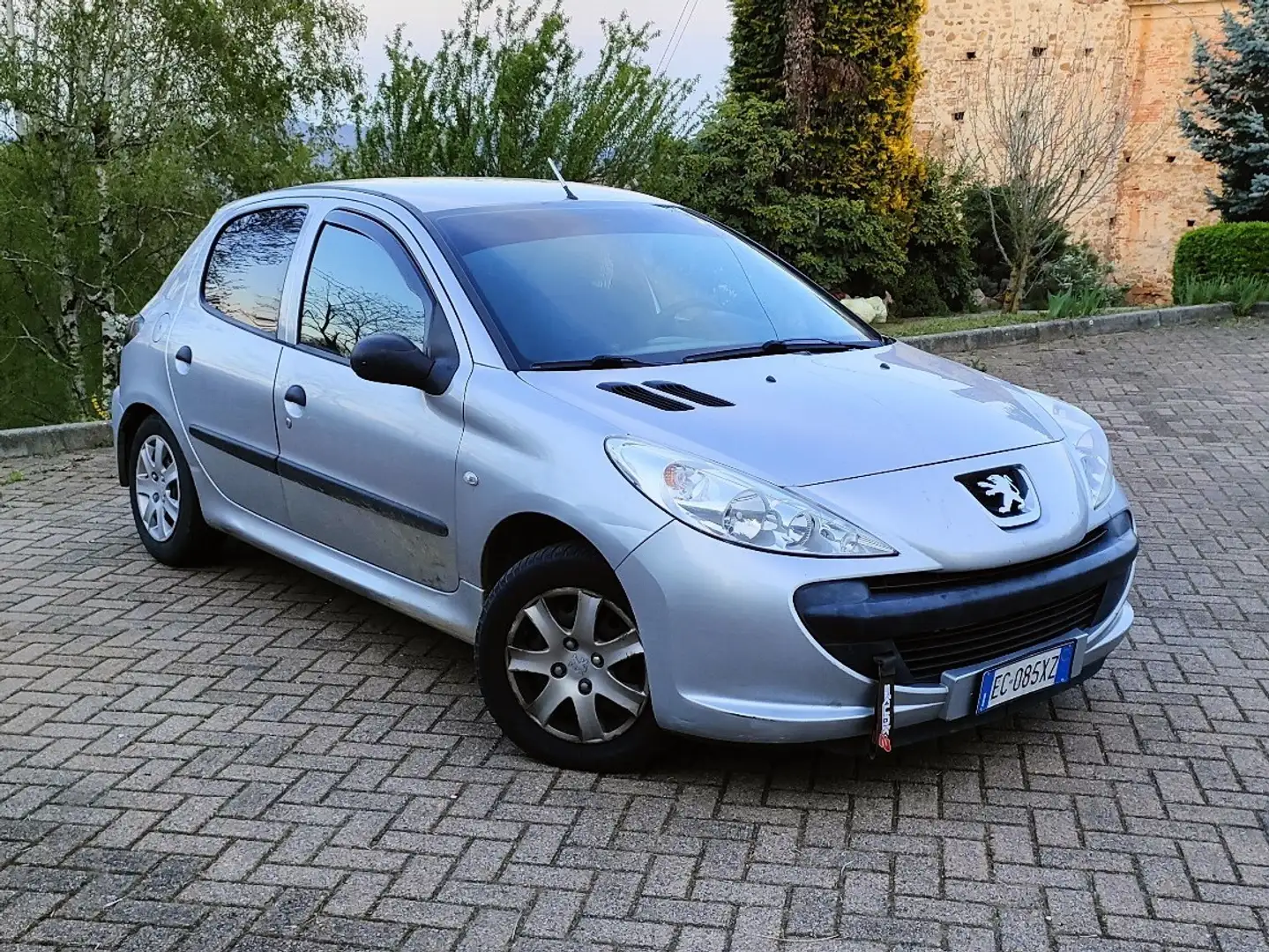 Peugeot 206 Plus 5p 1.1 Trendy - 1