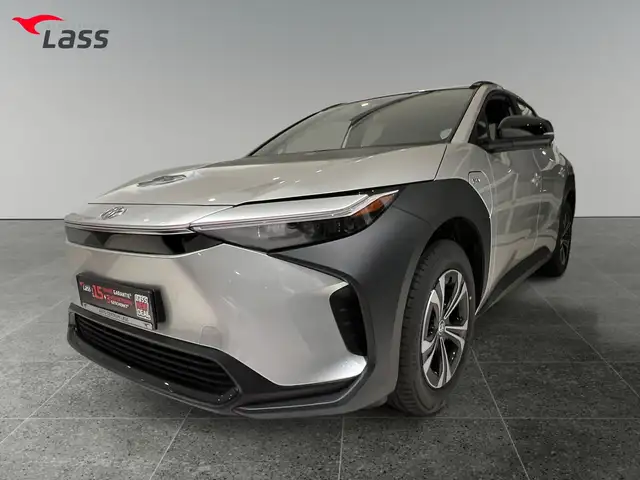 Toyota BZ4X view 2