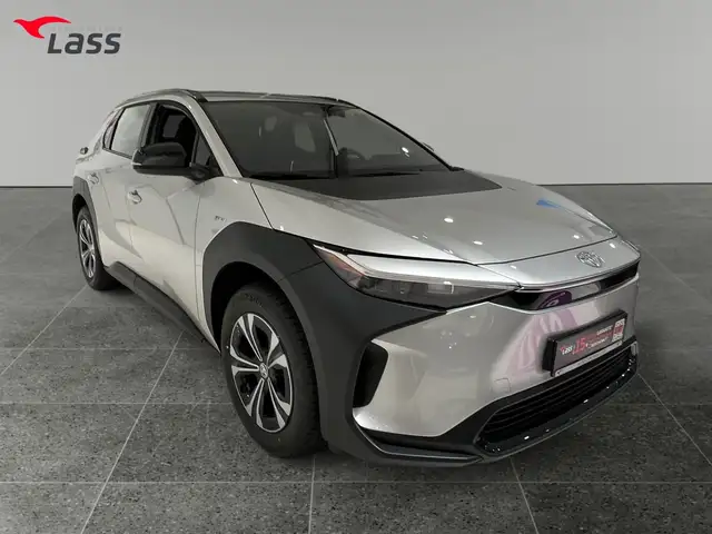 Toyota BZ4X view 8