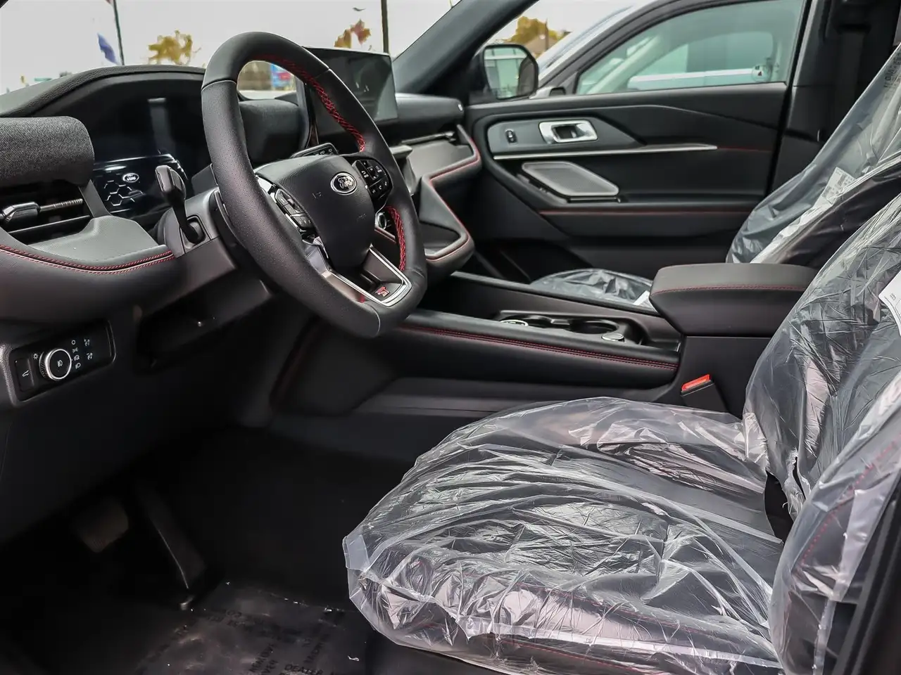 Ford Explorer photo Ford Explorer