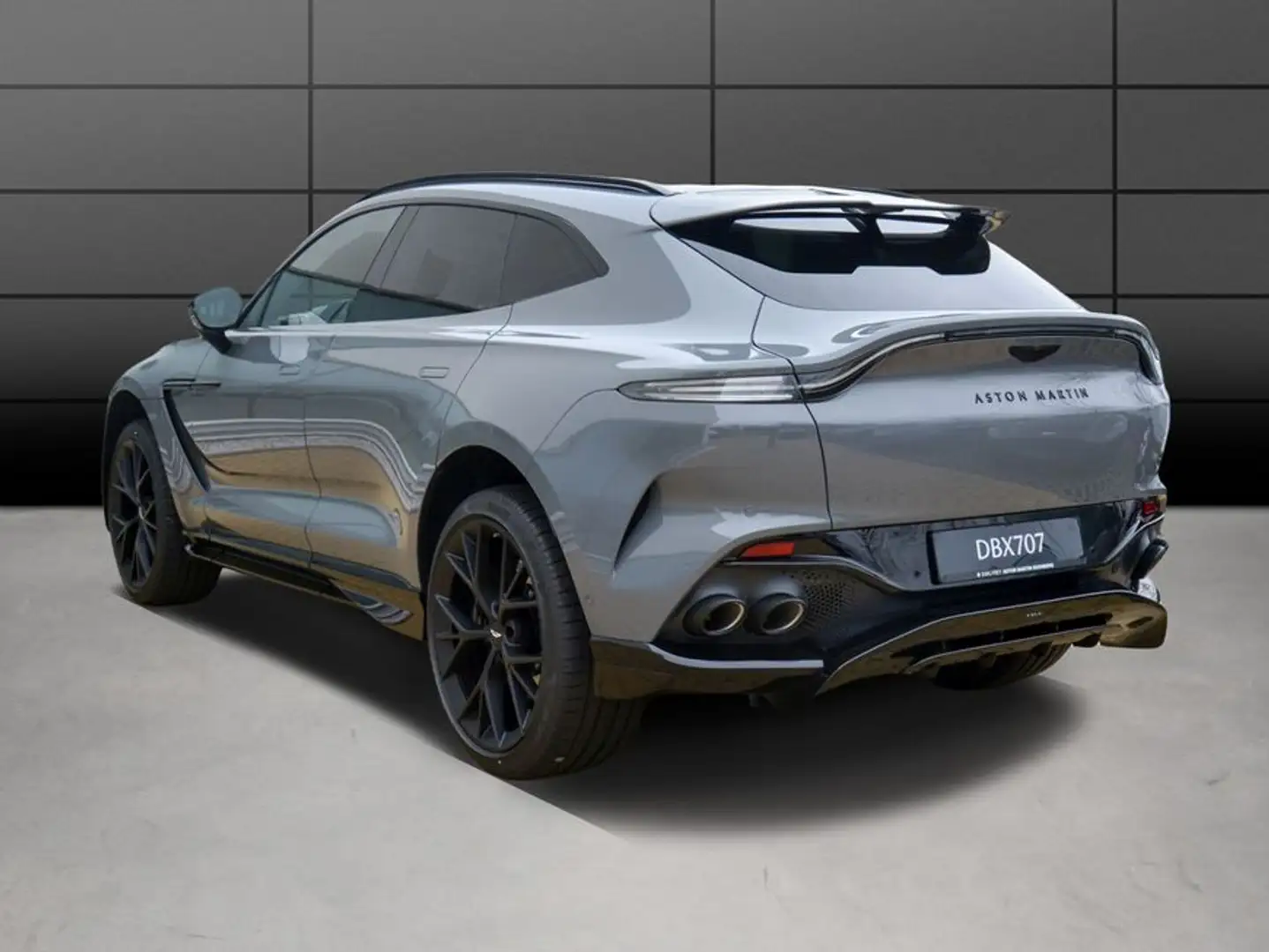 Aston Martin DBX 707 Gri - 2