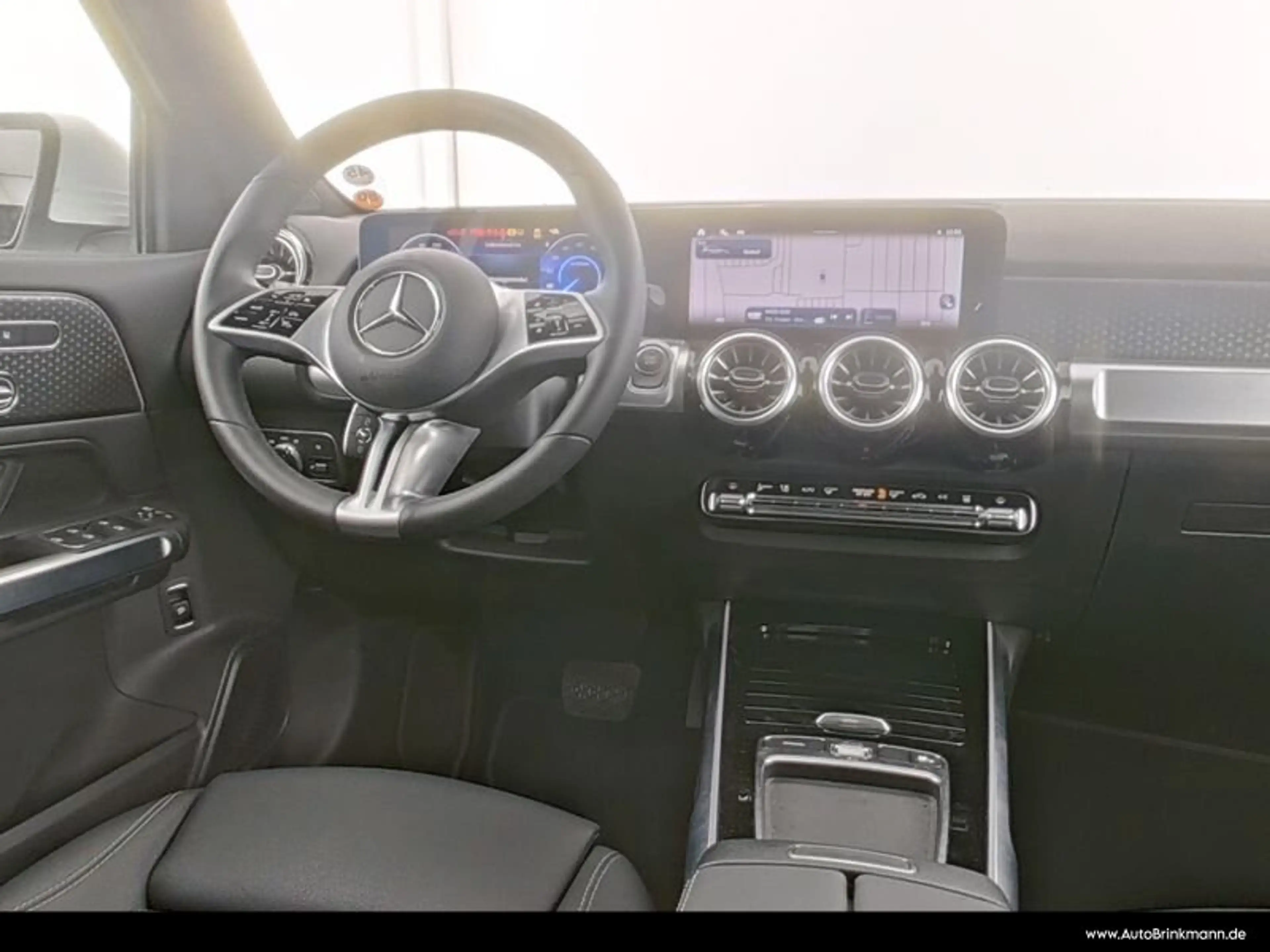 Mercedes-Benz EQB 250 EQB 250+ AHK/360°KAMERA/DISTRONIC/LED/SPURH/TOTW — photo 6