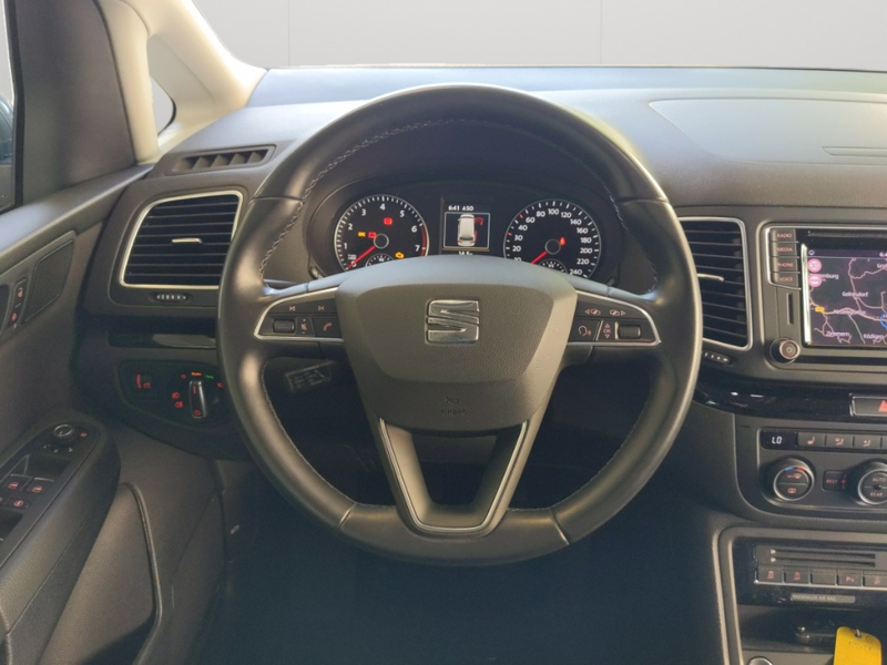 SEAT Alhambra 1.4TSI Style Xenon Navi SHZ Rear View ACC PDC 7-Si — photo 11
