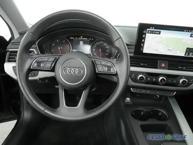 Audi A4 view 11