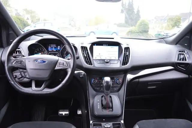 Ford Kuga view 13