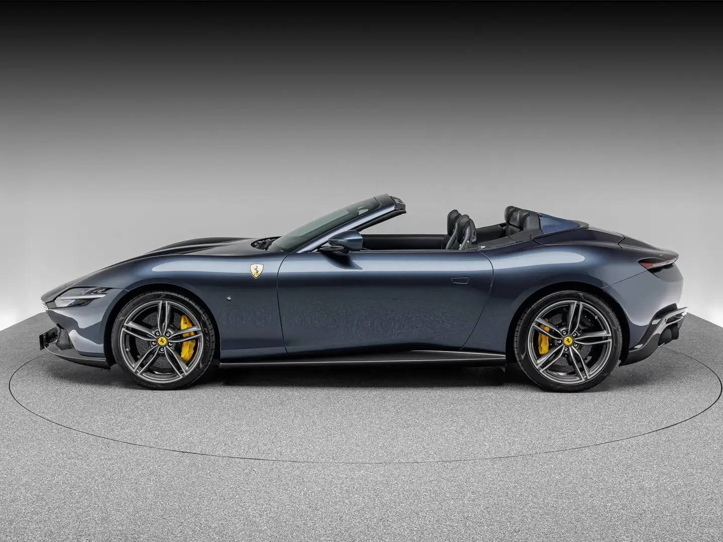 Ferrari Roma Spider Blau - 2