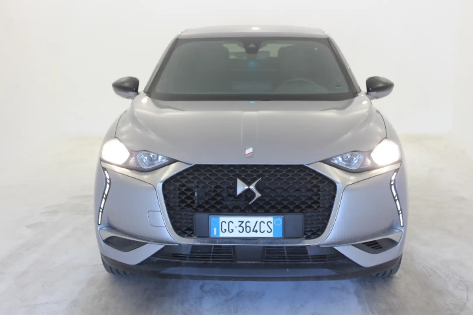 DS Automobiles DS 3 Crossback Crossback 50 kWh E-TENSE So Chic Grigio - 1