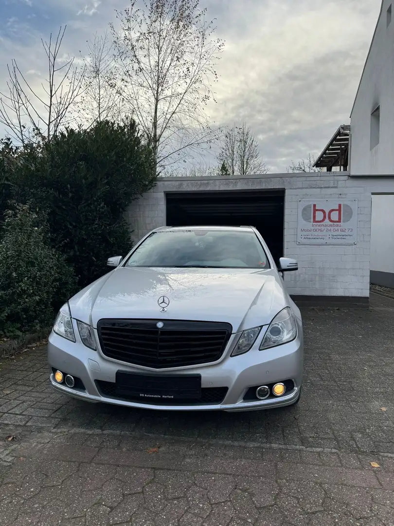 Mercedes-Benz E 300 CDI DPF BlueEFFICIENCY 7G-TRONIC Elegance - 2