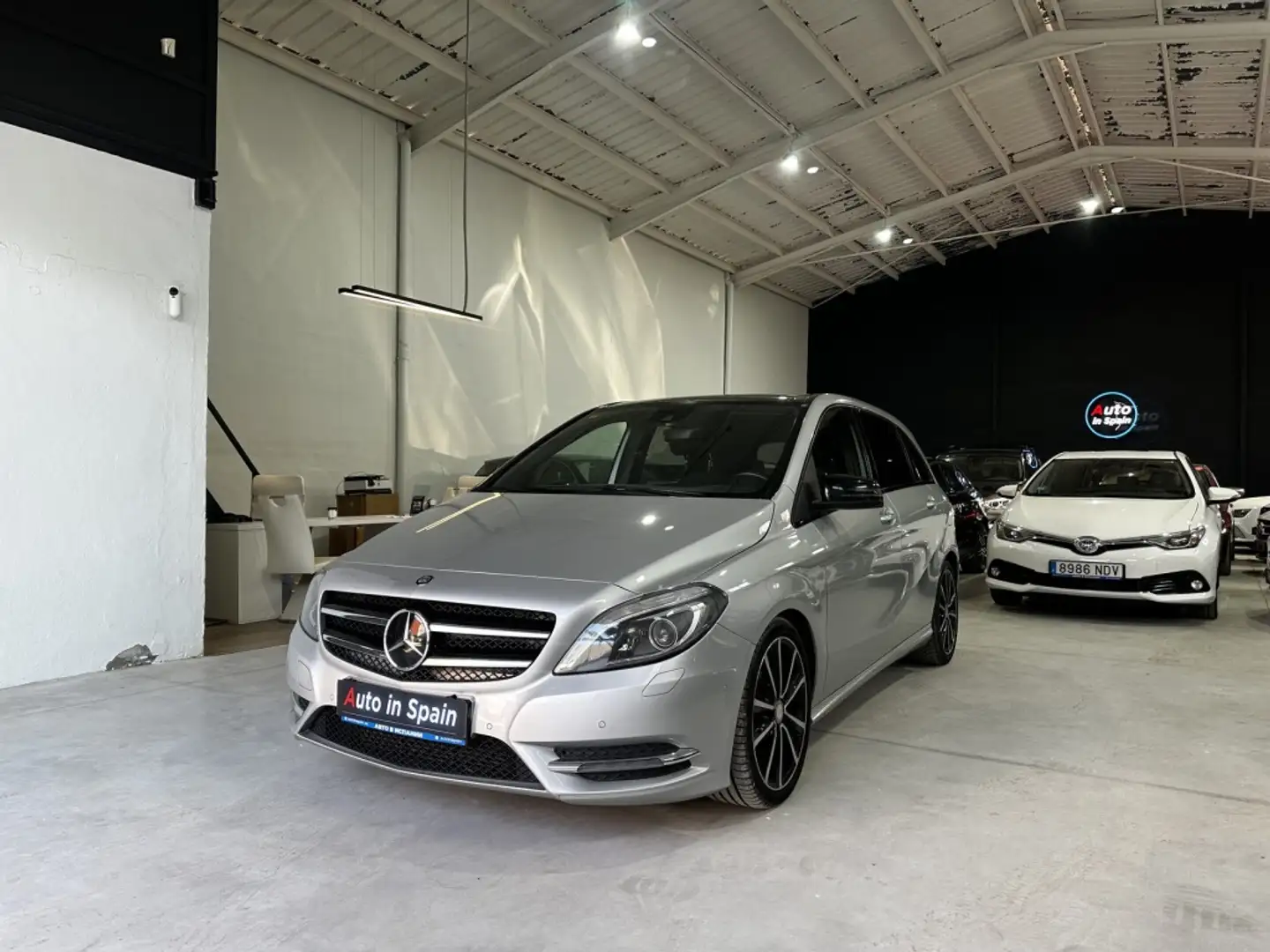 Mercedes-Benz B 220 220CDI BE Sport 7G-DCT Gris - 2
