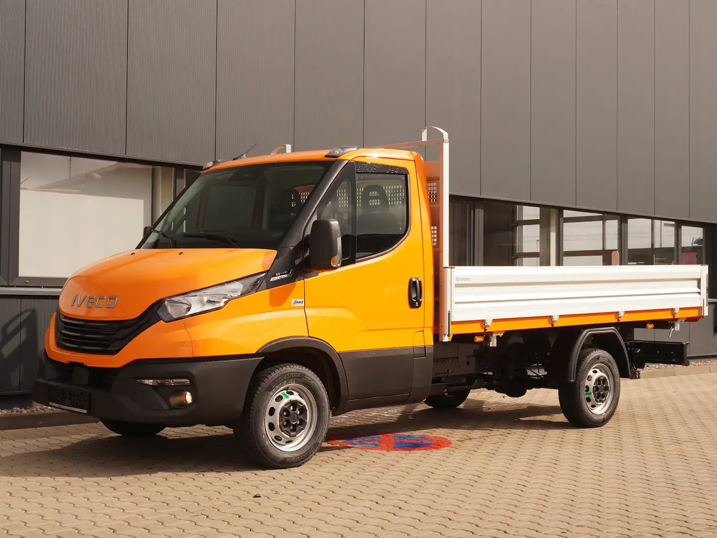 Iveco Daily 35S16A8KP / Heckkamera / Automatik Orange - 2