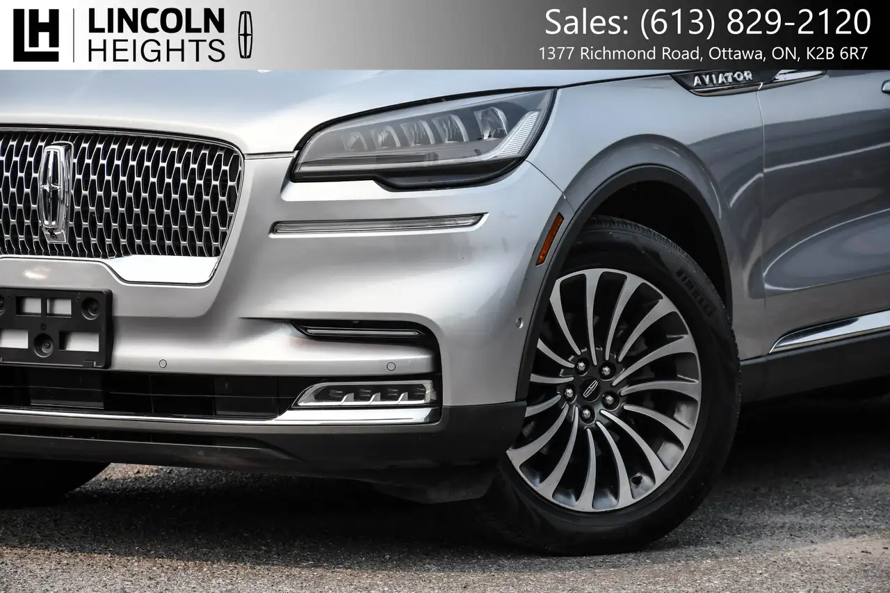 Lincoln Aviator снимка Lincoln Aviator