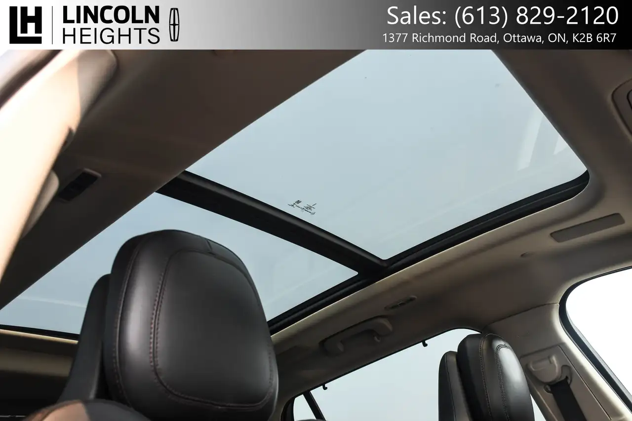 Lincoln Aviator снимка Lincoln Aviator
