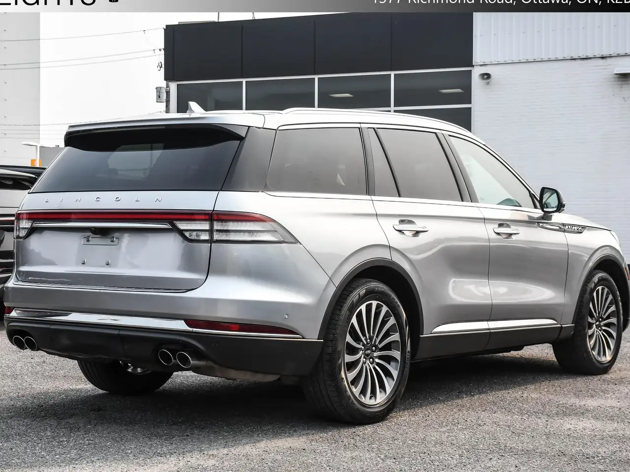 Lincoln Aviator снимка Lincoln Aviator