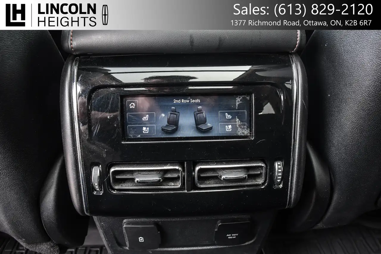 Lincoln Aviator снимка Lincoln Aviator