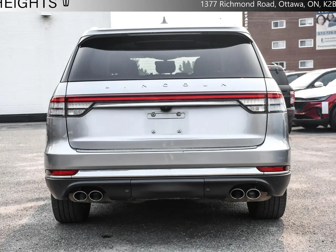 Lincoln Aviator снимка Lincoln Aviator