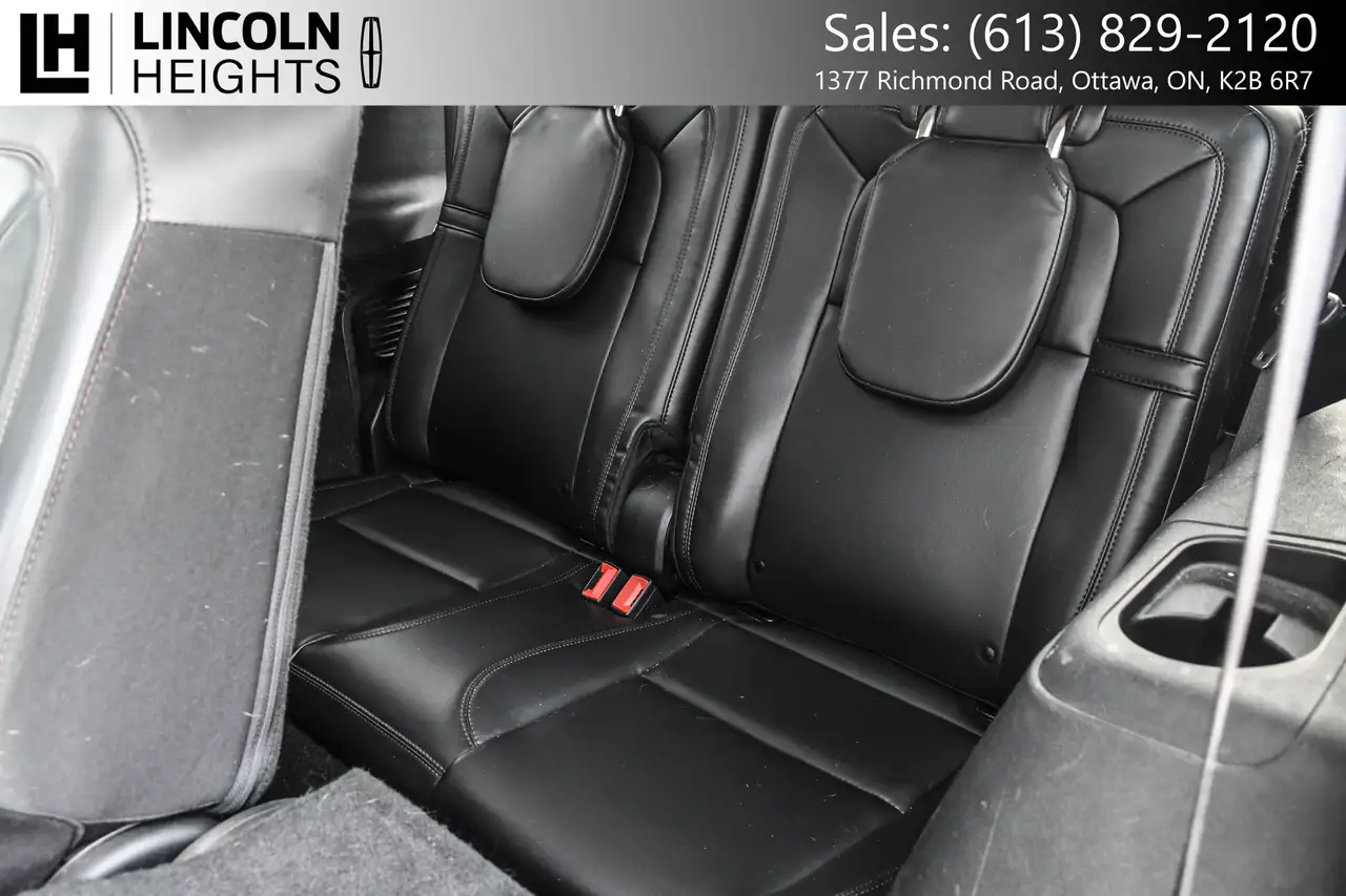 Lincoln Aviator снимка Lincoln Aviator