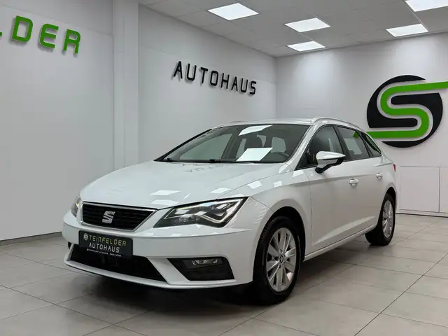 Seat Leon Leon view 3