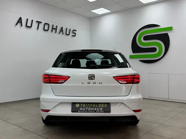 Seat Leon Leon view 6
