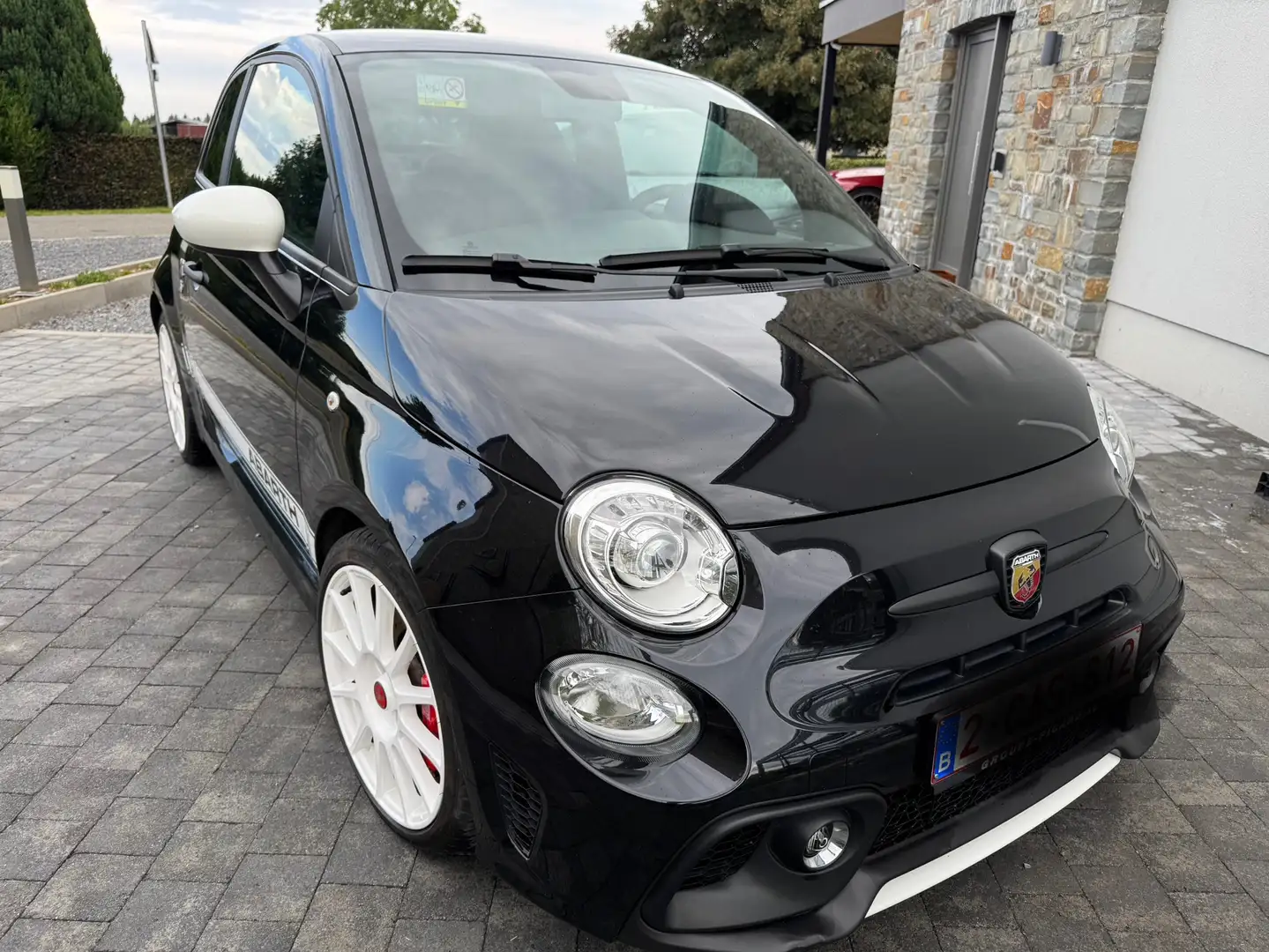 Abarth 695 ESSEESSE Černá - 2
