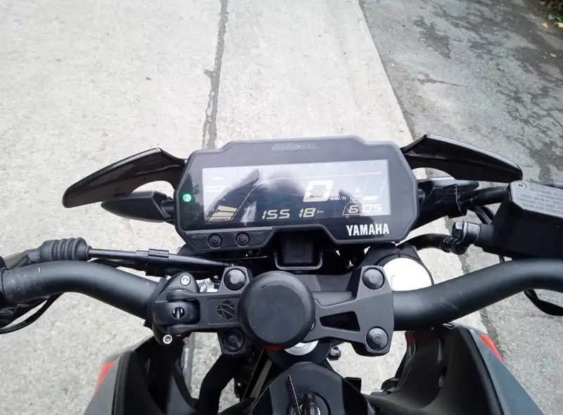 Yamaha MT-125 - foto 6