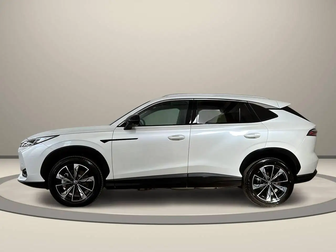 MG HS 2026