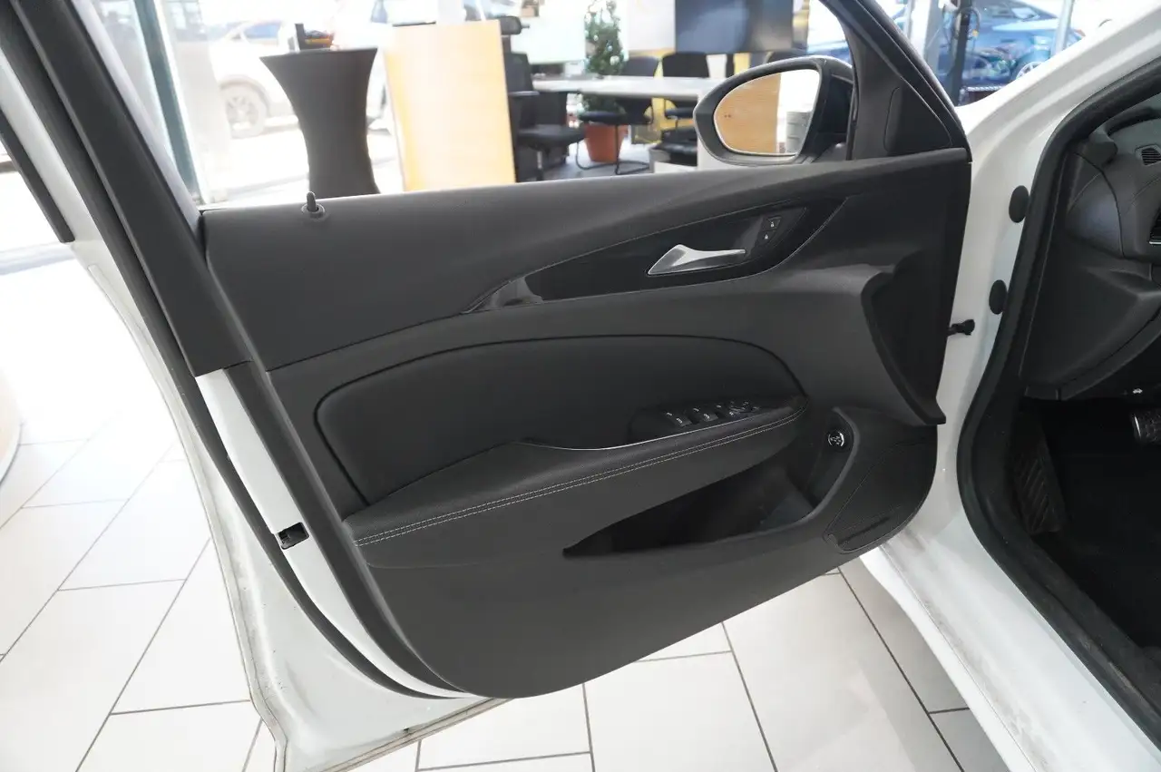 Opel Insignia B ST 2.0D UTLIMATE NAVI/LED/KAMERA/AHK, миниатюра 13
