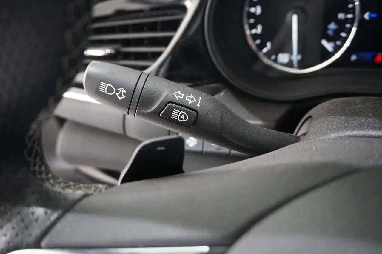 Opel Insignia B ST 2.0D UTLIMATE NAVI/LED/KAMERA/AHK, миниатюра 20