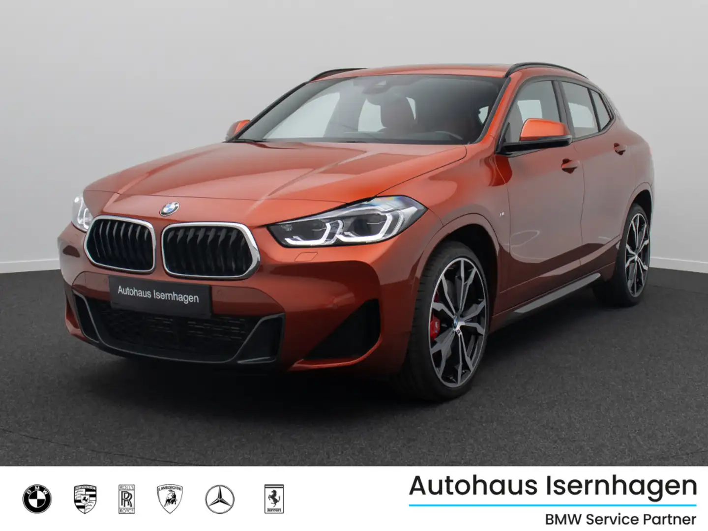 BMW X2 xD25d M Sport Panoram Kamera HUD DAB HiFi 20 Portocaliu - 1