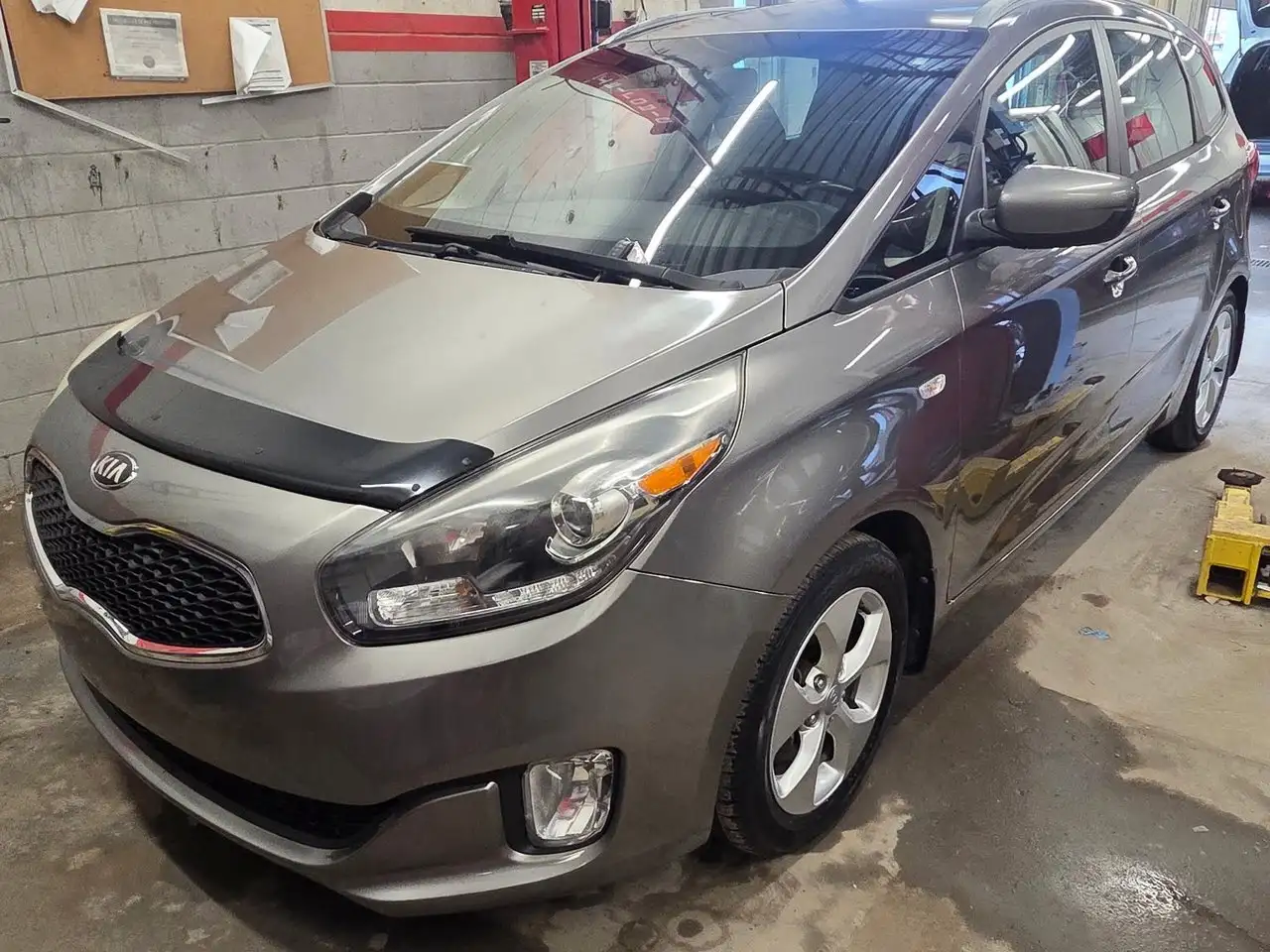2016 Kia Rondo