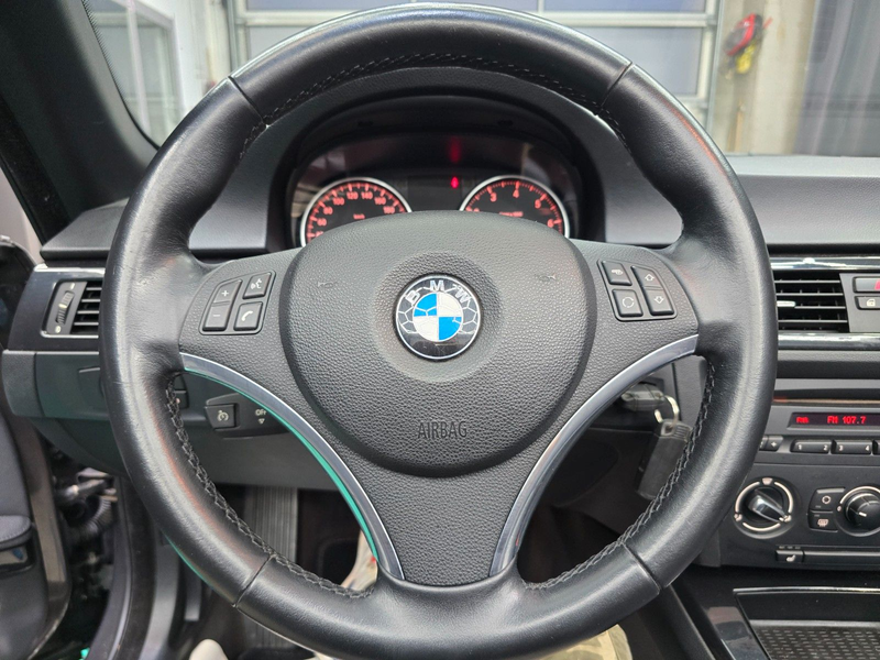 BMW 320 3 Cabrio 320 i — photo 14