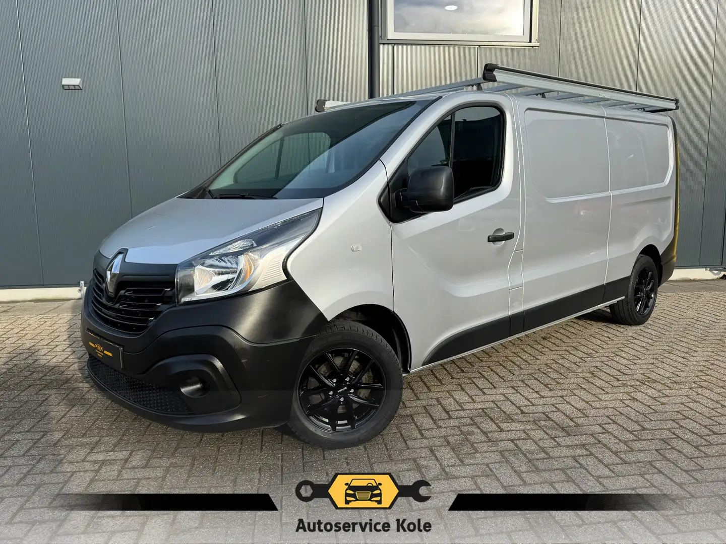 Renault Trafic 1.6 dCi T29 L2H1 * Trekhaak * Betimmering * Blueto Gris - 1