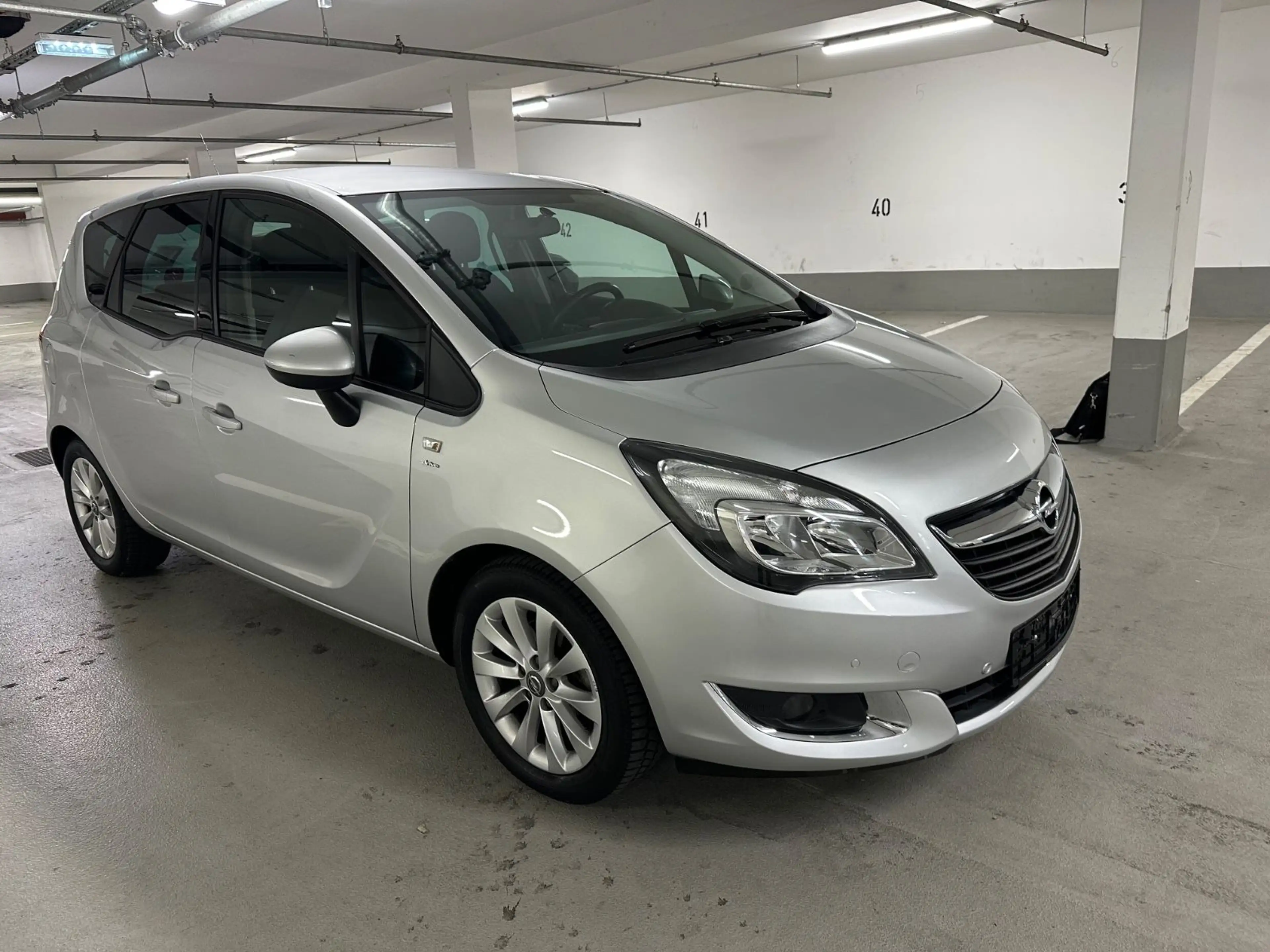 Opel Meriva B Drive — photo 12