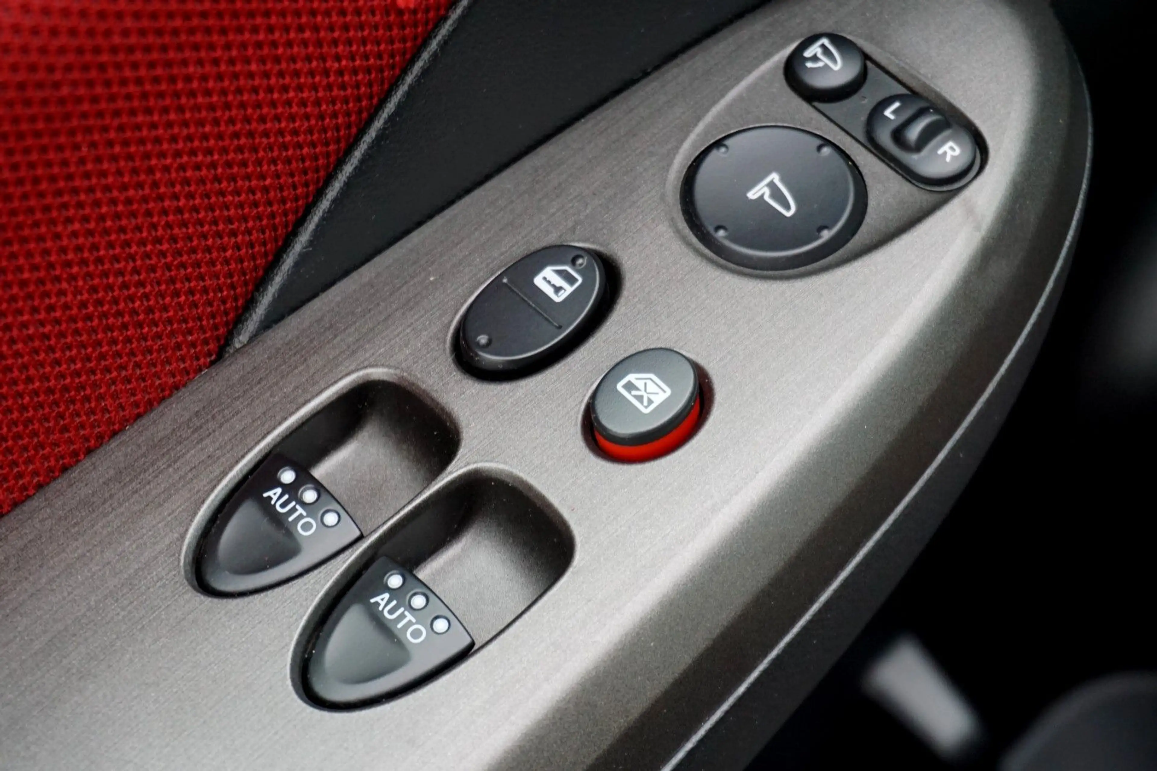 Honda Civic 2.0 Type R | Seriennummer R-21572 — photo 15