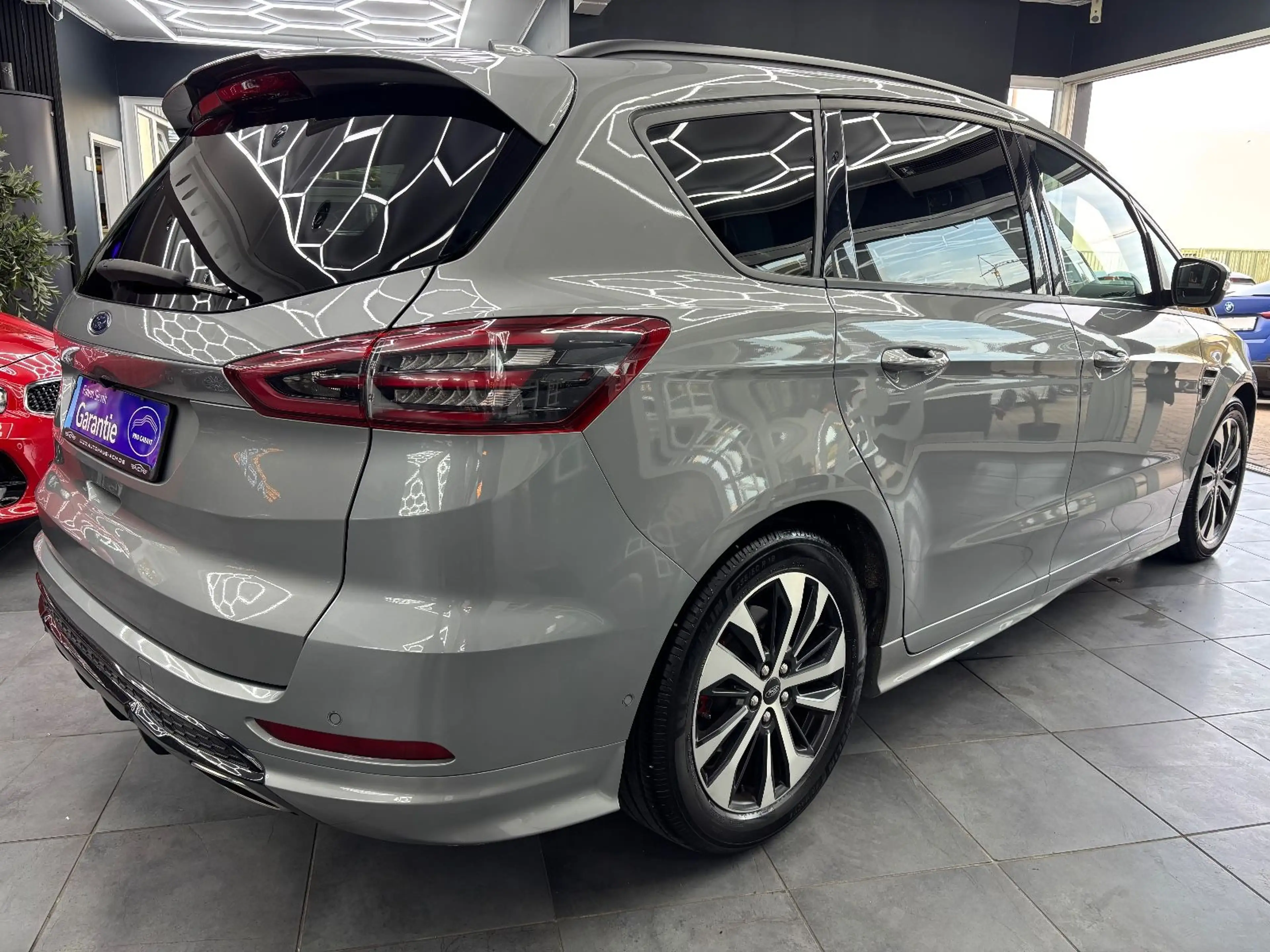Ford S-Max S-MAX ST-Line * 1 HAND * LEDER * NAVI *AHK — photo 5