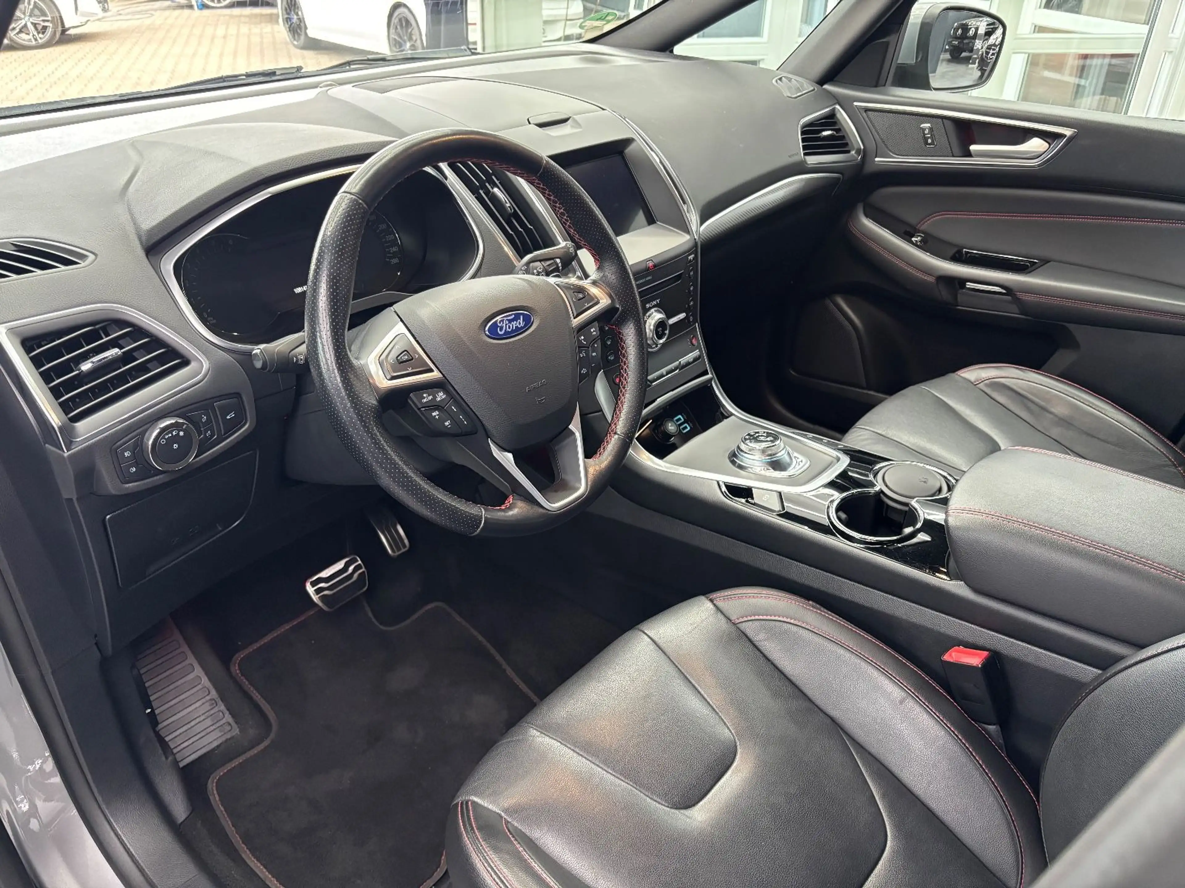 Ford S-Max S-MAX ST-Line * 1 HAND * LEDER * NAVI *AHK — photo 9