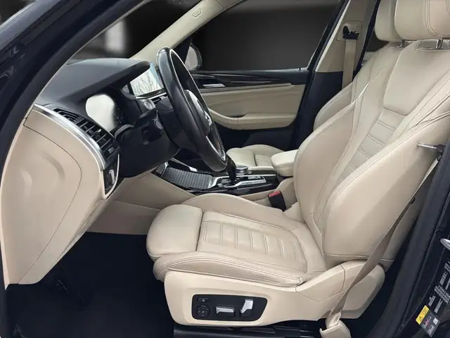 BMW X3 view 15