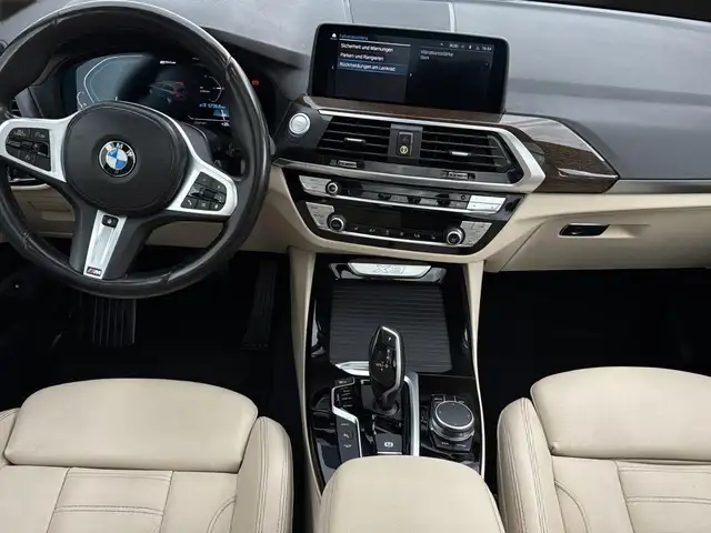BMW X3 view 17