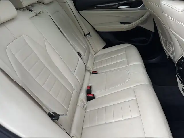 BMW X3 view 20