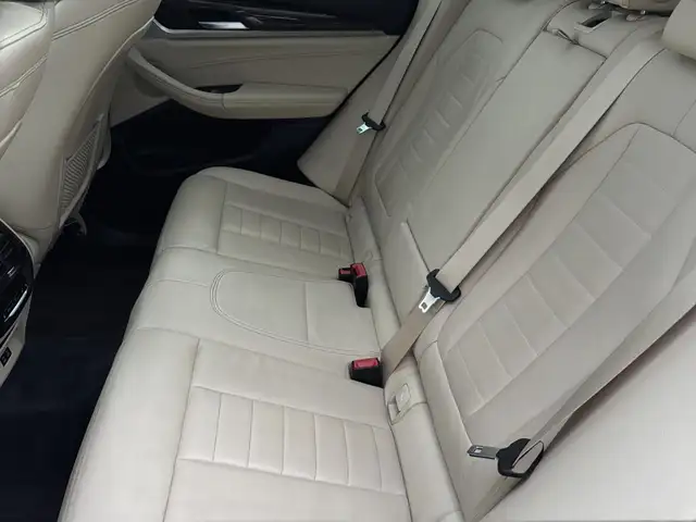 BMW X3 view 23