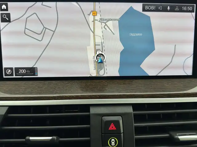 BMW X3 view 25